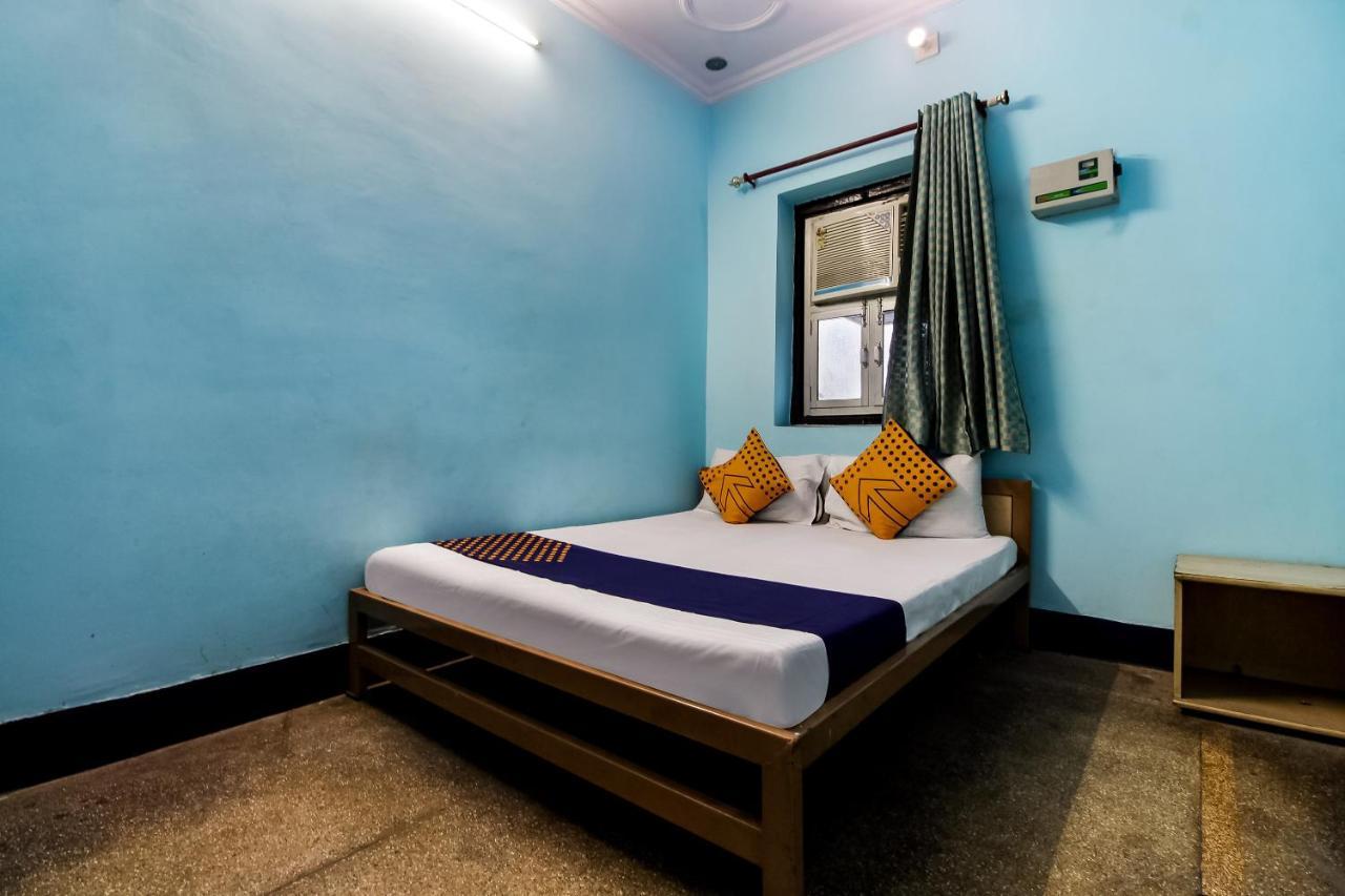 Spot On 40972 Hotel Gurubaksh Rampur  Екстер'єр фото