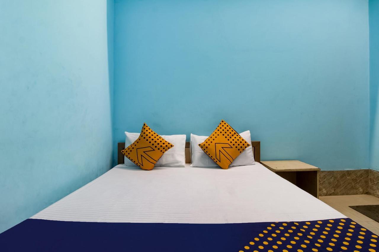 Spot On 40972 Hotel Gurubaksh Rampur  Екстер'єр фото