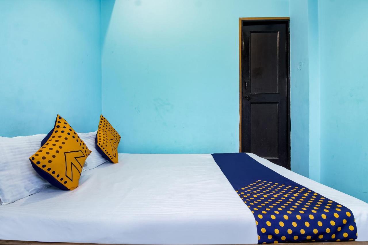Spot On 40972 Hotel Gurubaksh Rampur  Екстер'єр фото